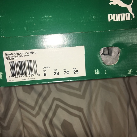 PUMA  Suede Classic Ice Mix Sneakers 🧪 - Picture 4 of 4